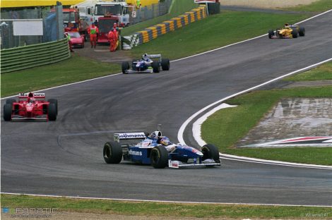 97 SMR Villeneuve leads